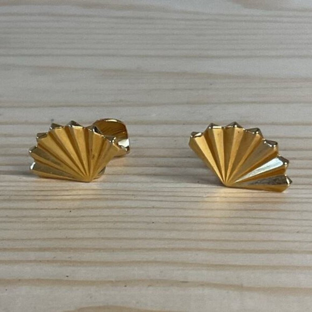 Vintage Gold-Tone Fan-Shaped Clip-On Earrings